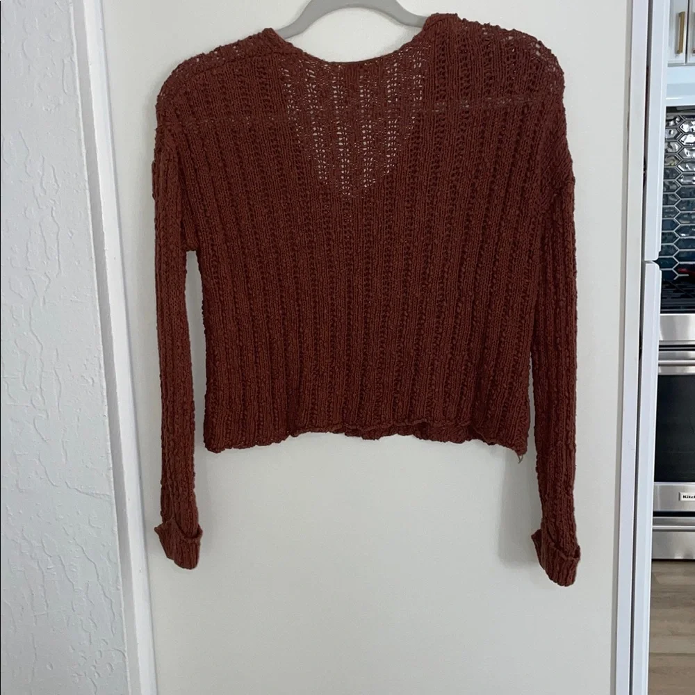 Sky and Sparrow V-Neck Sweater in Warm Brown | XS